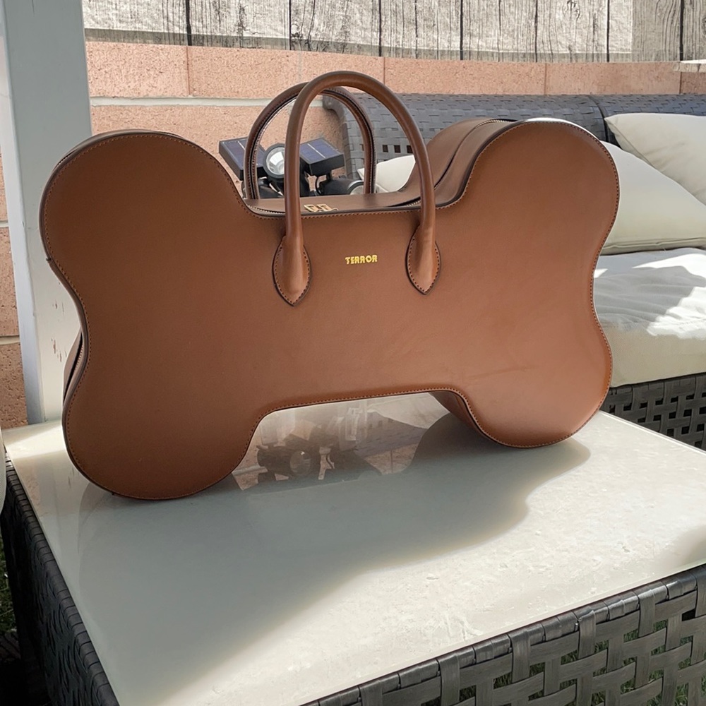 BNWOT Terror Dog Bone brown Leather carry on overnight luggage XL bag